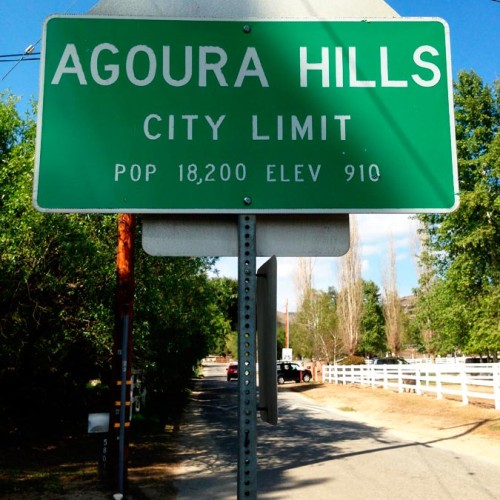 CR_agoura-hills-population-sign-on-10K.jpg